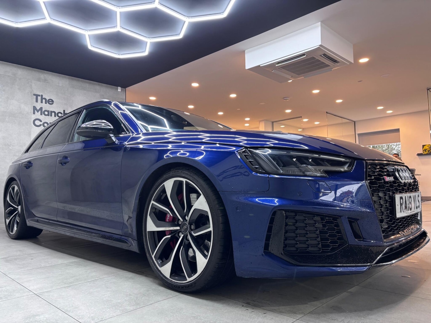 Used Audi RS4 Avant 2018 for sale - 77279443: Photo 3