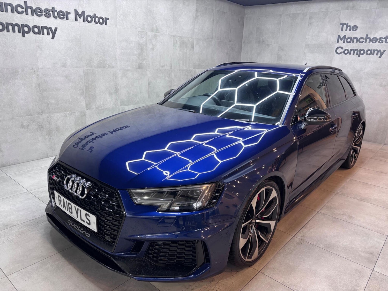 Used Audi RS4 Avant 2018 for sale - 77279443: Photo 5