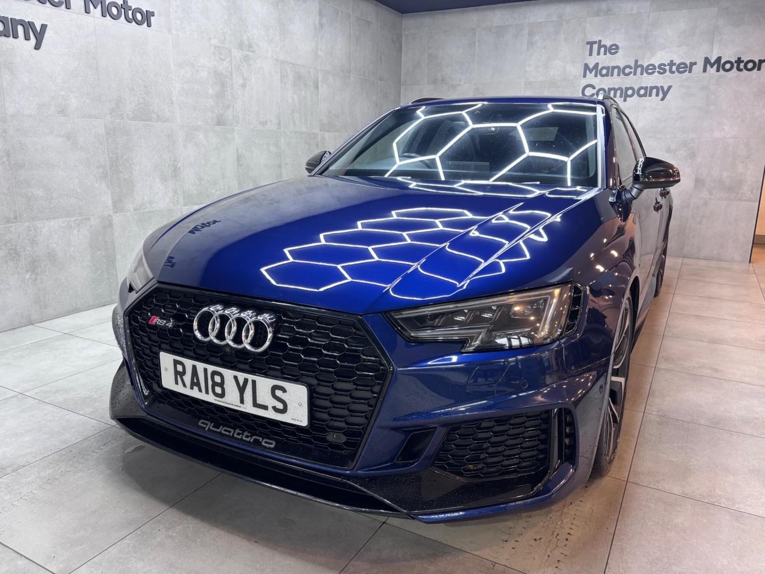 Used Audi RS4 Avant 2018 for sale - 77279443: Photo 6