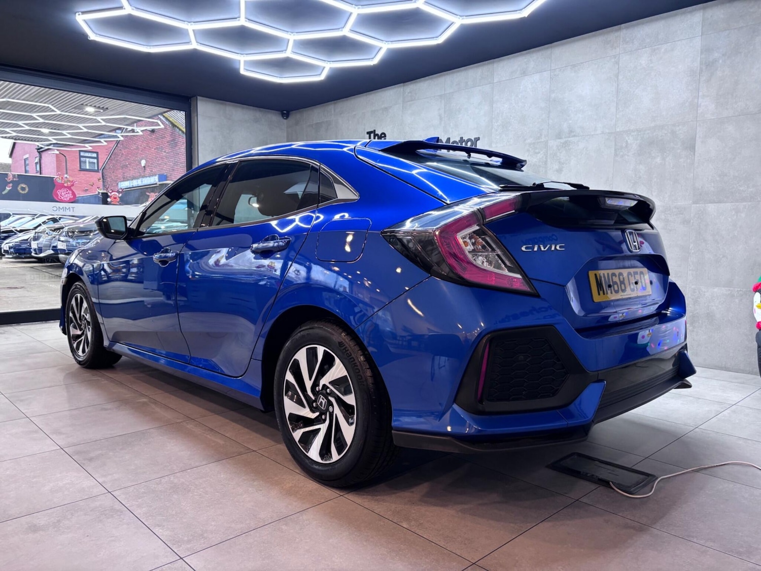 Used Honda Civic 2018 for sale - 77040588: Photo 11