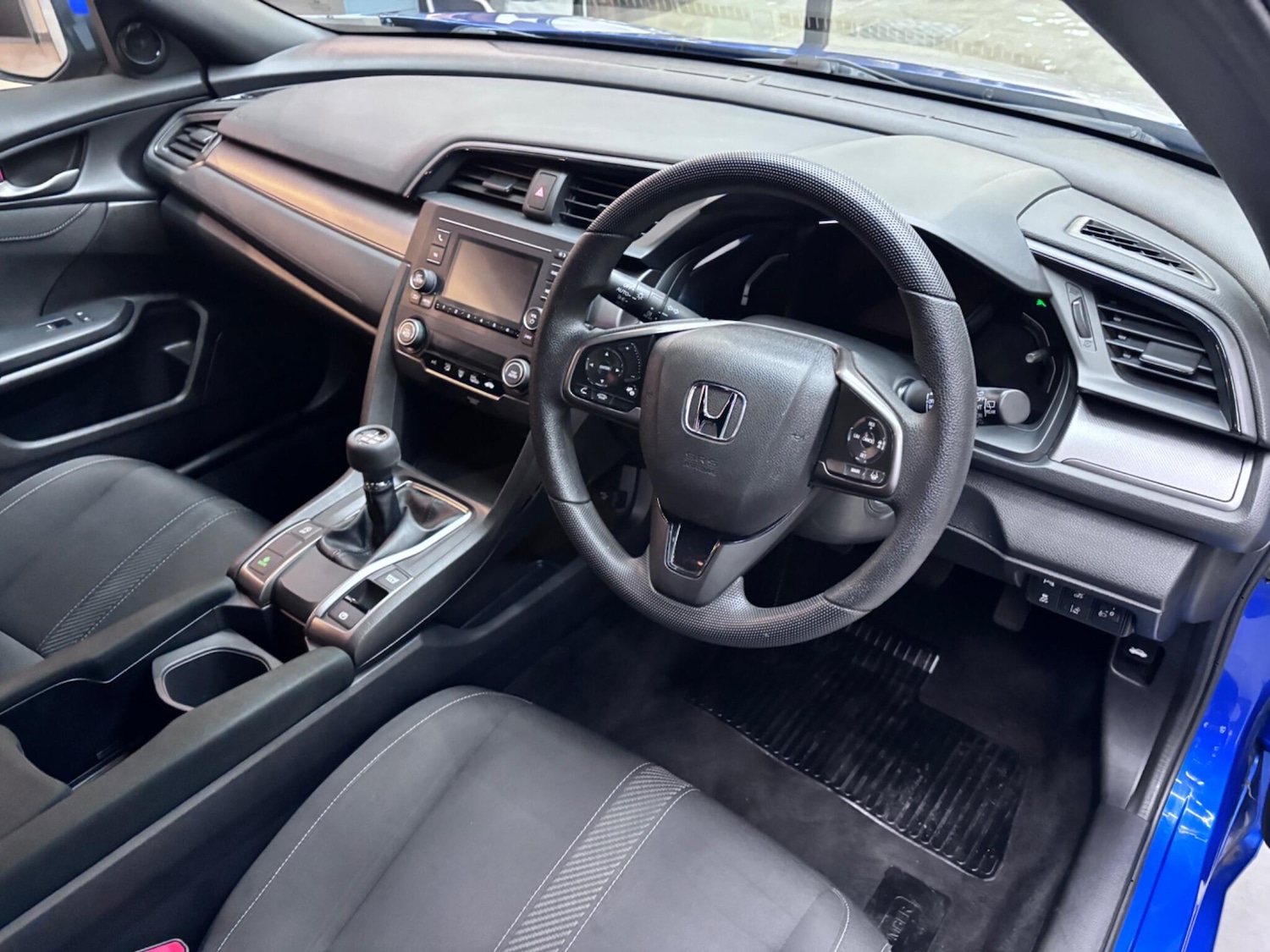 Used Honda Civic 2018 for sale - 77040588: Photo 21