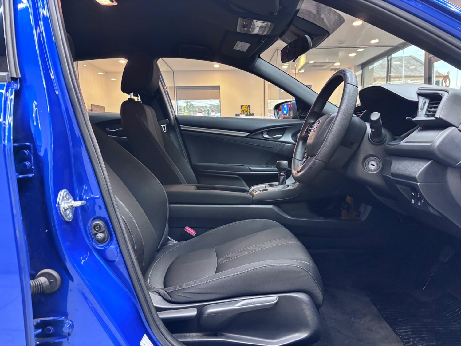 Used Honda Civic 2018 for sale - 77040588: Photo 23