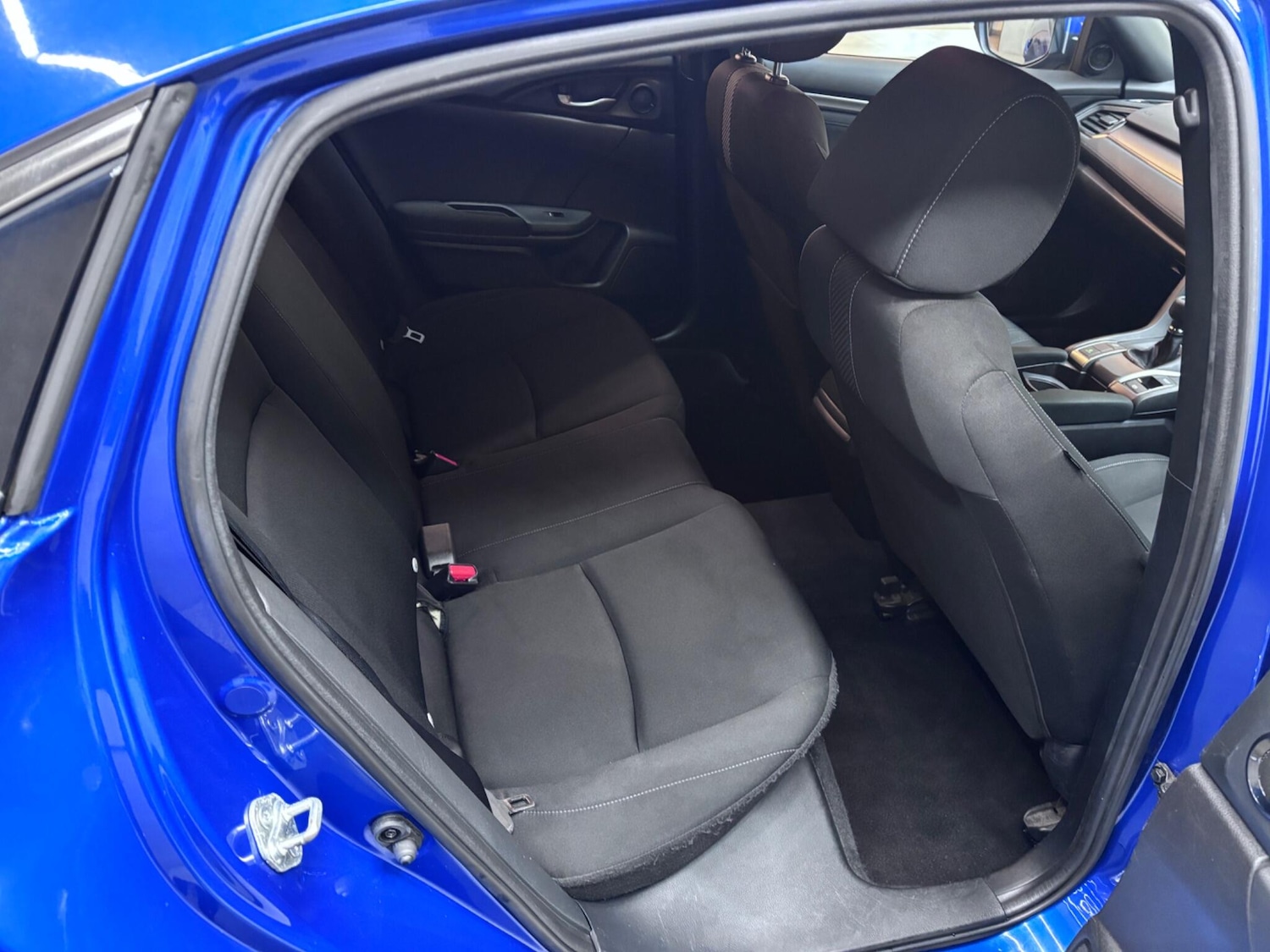 Used Honda Civic 2018 for sale - 77040588: Photo 27