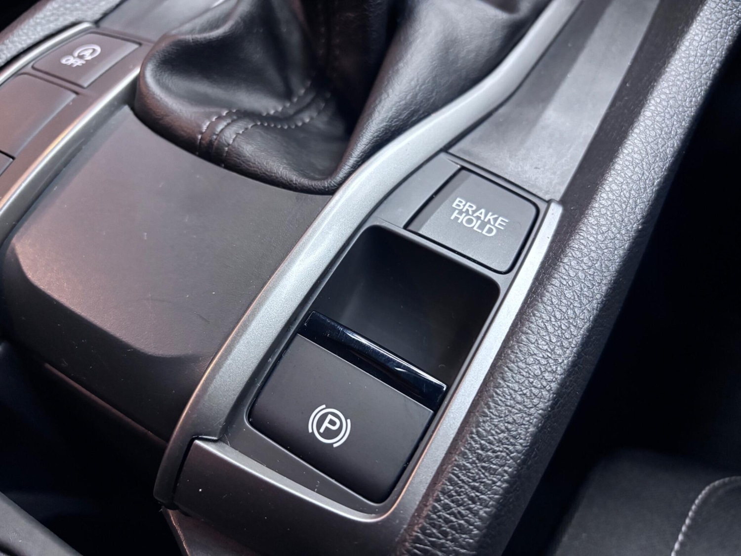 Used Honda Civic 2018 for sale - 77040588: Photo 34