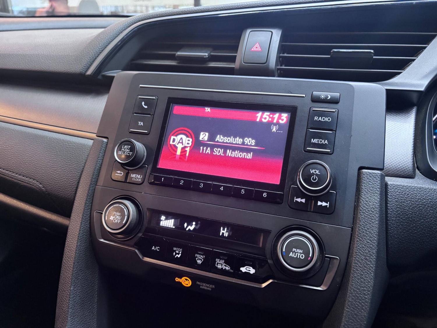 Used Honda Civic 2018 for sale - 77040588: Photo 44