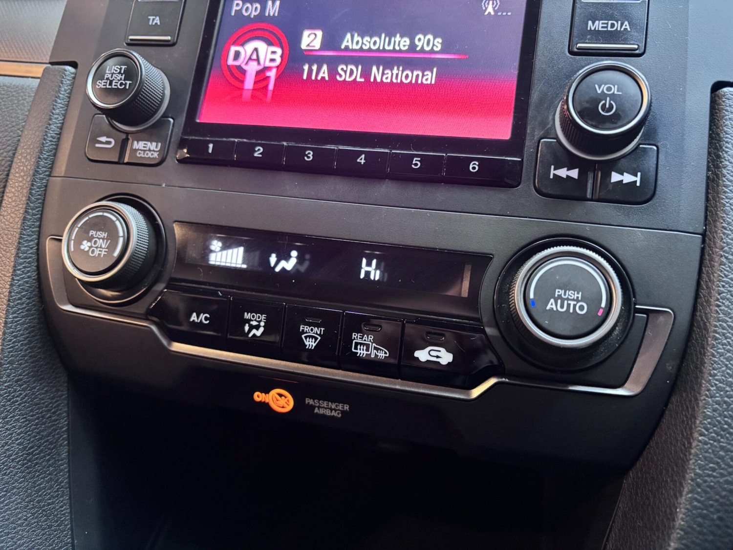 Used Honda Civic 2018 for sale - 77040588: Photo 45