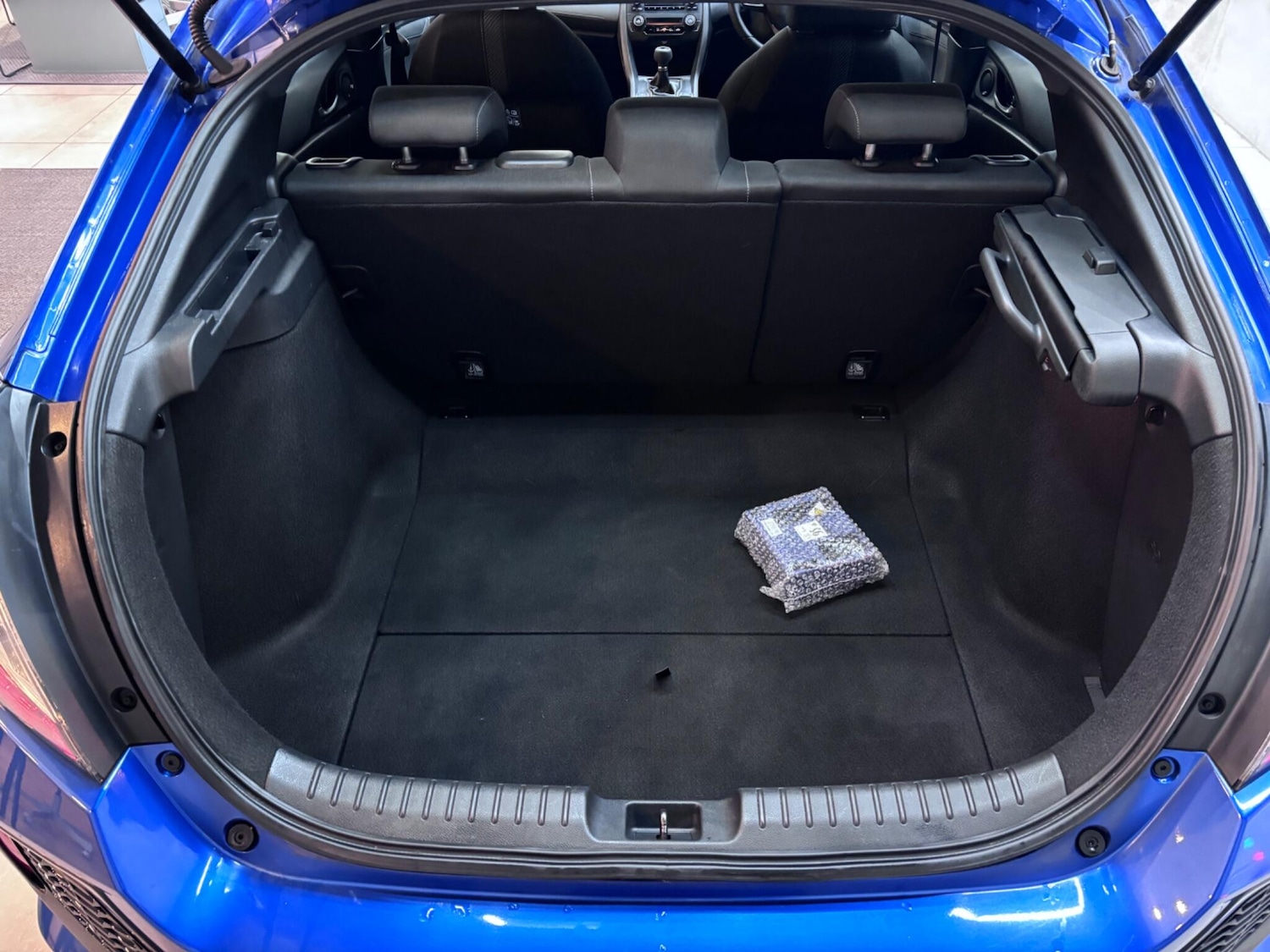 Used Honda Civic 2018 for sale - 77040588: Photo 49