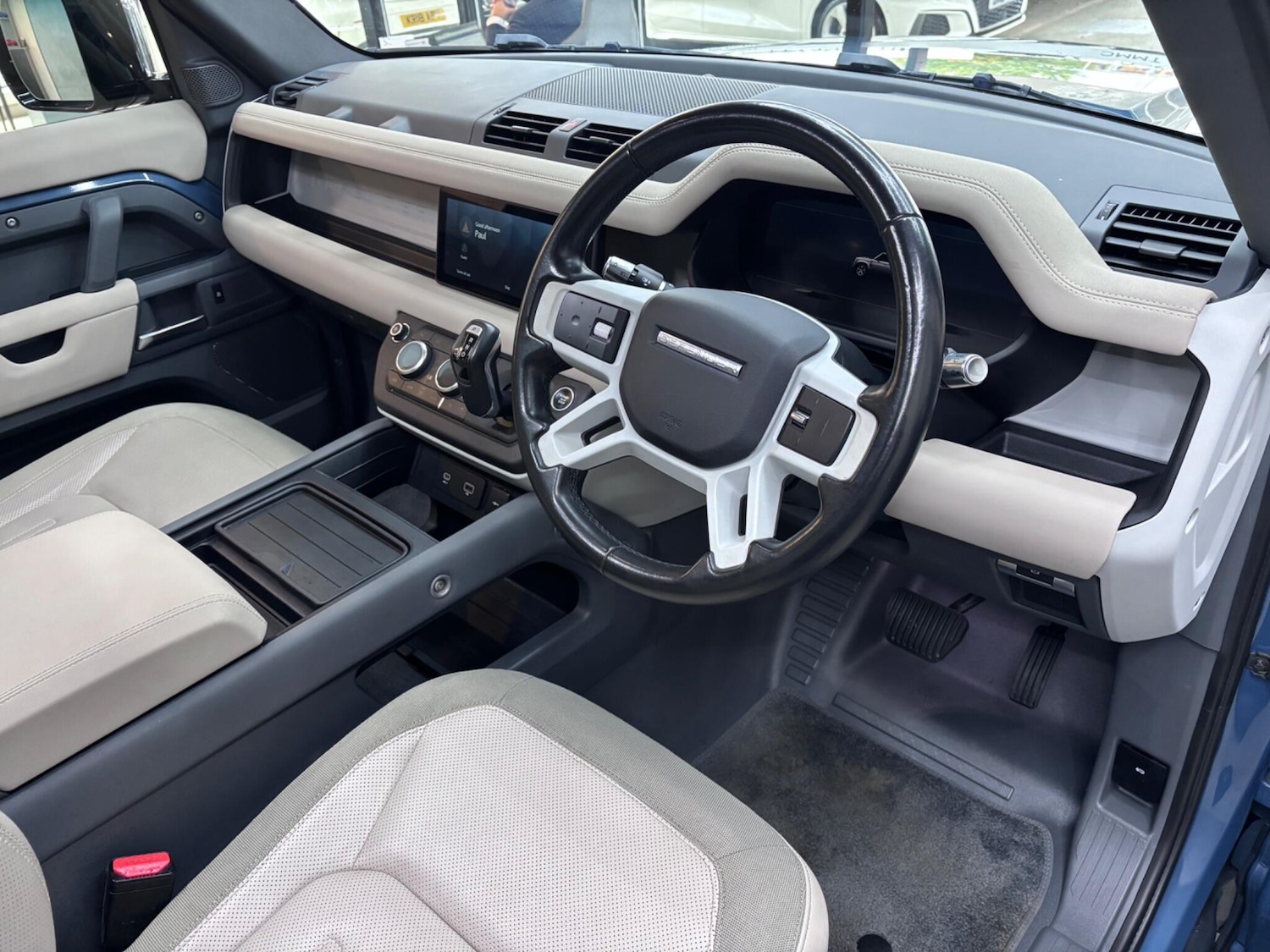 Used Land Rover Defender 110 2021 for sale - 76326571: Photo 21