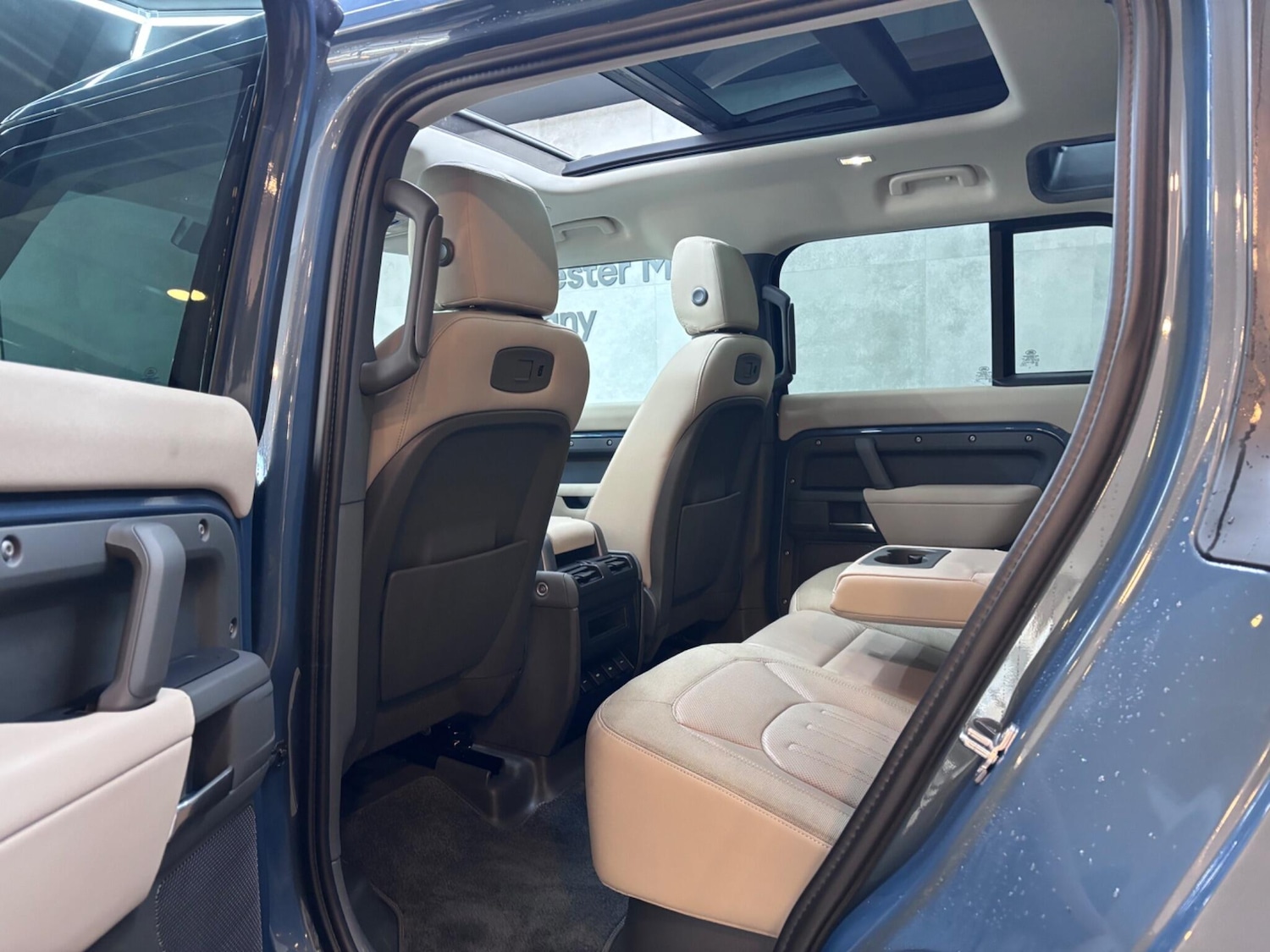 Used Land Rover Defender 110 2021 for sale - 76326571: Photo 23