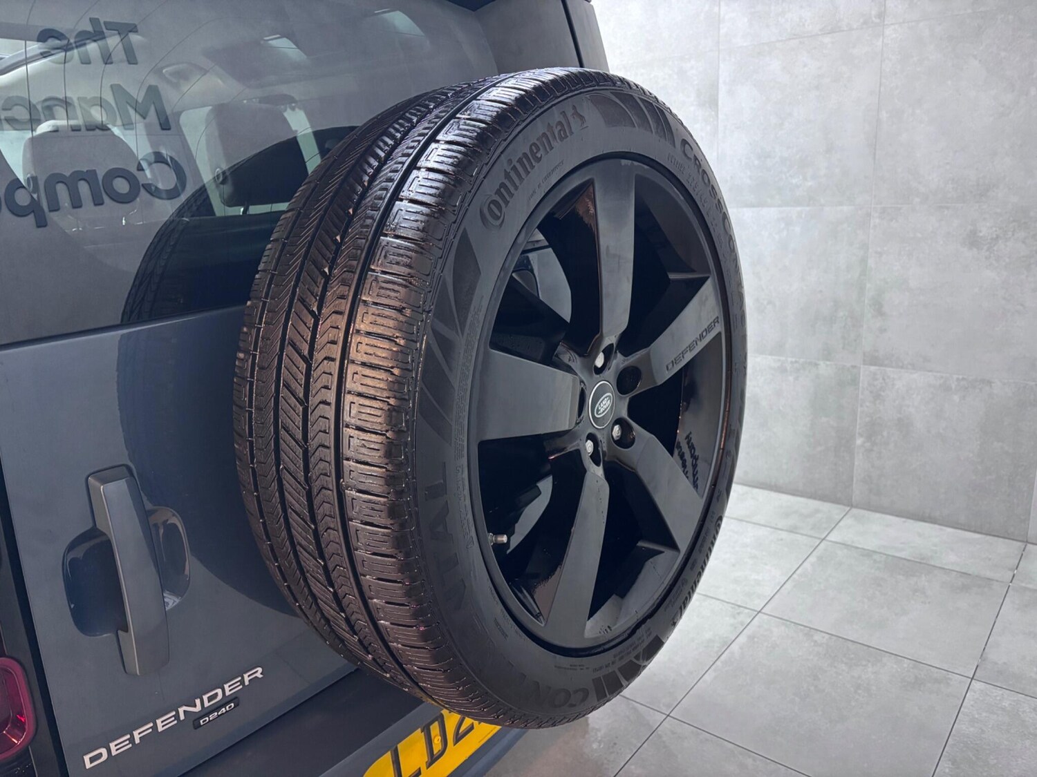 Used Land Rover Defender 110 2021 for sale - 76326571: Photo 39