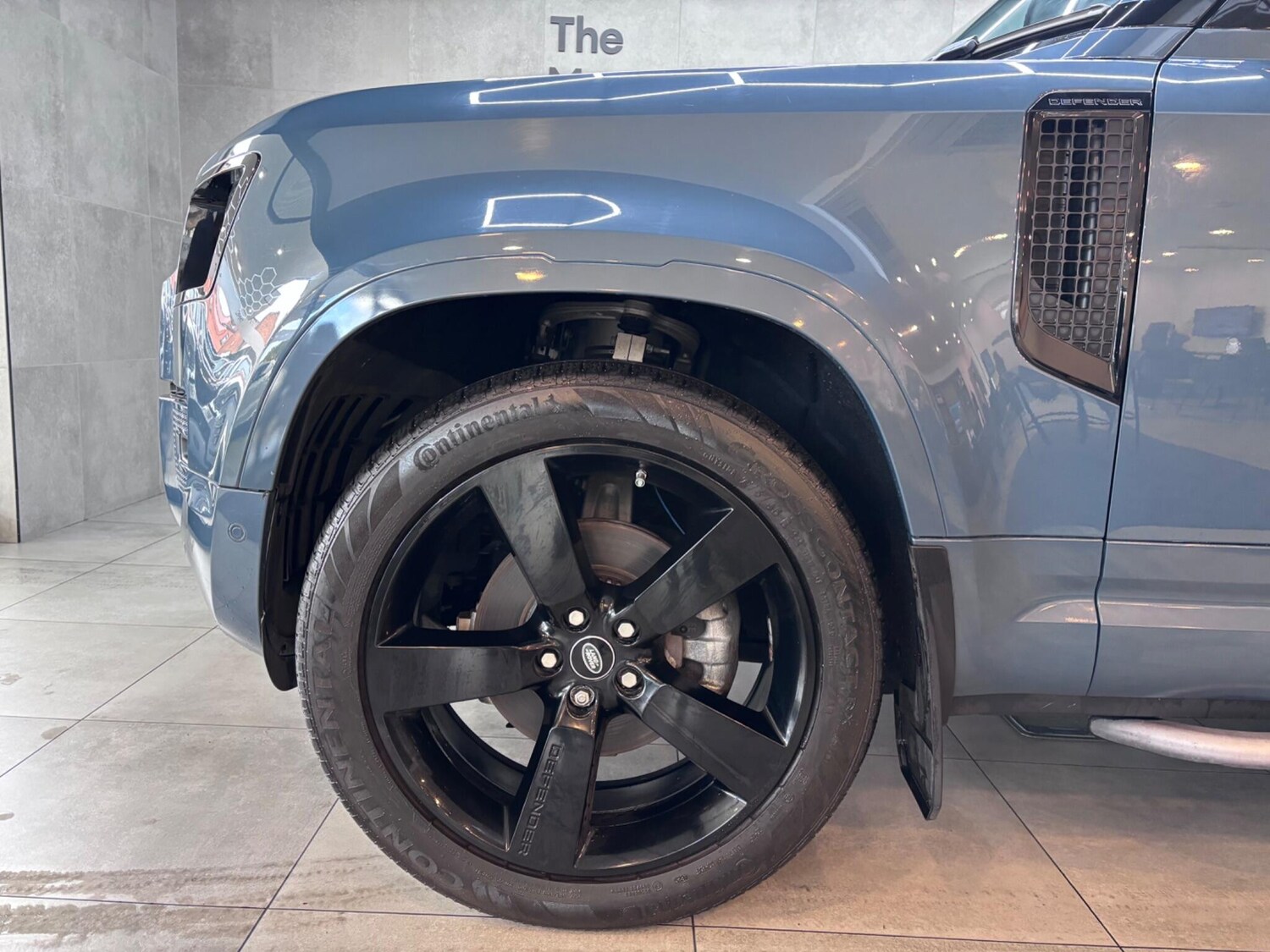 Used Land Rover Defender 110 2021 for sale - 76326571: Photo 40