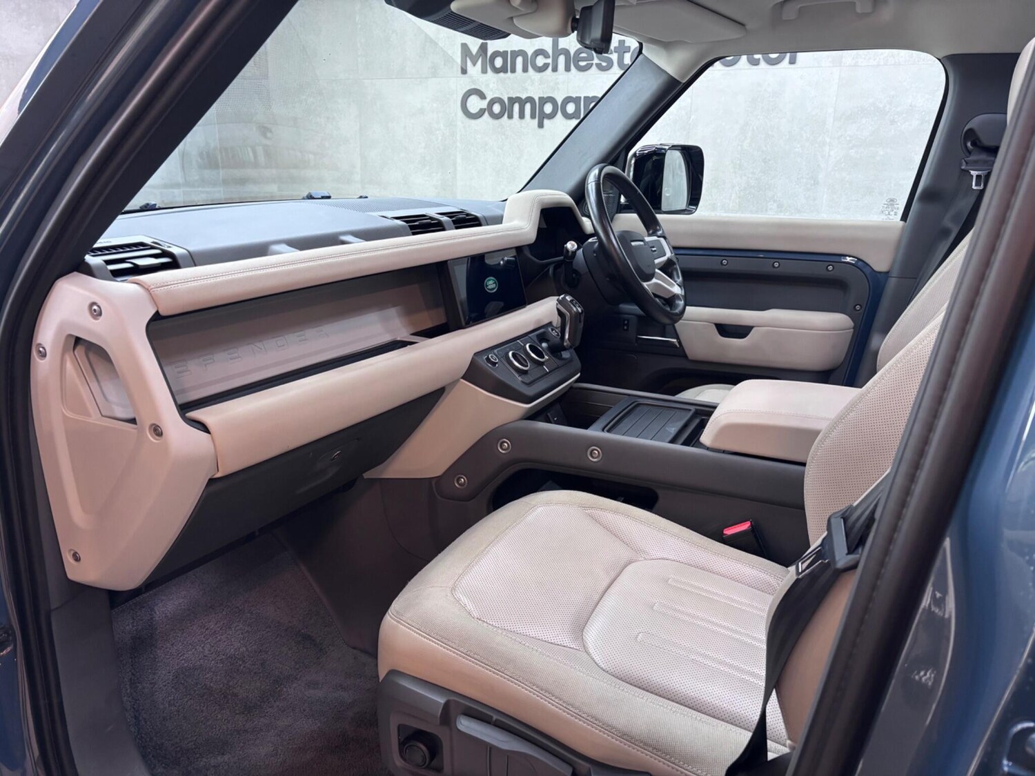 Used Land Rover Defender 110 2021 for sale - 76326571: Photo 46