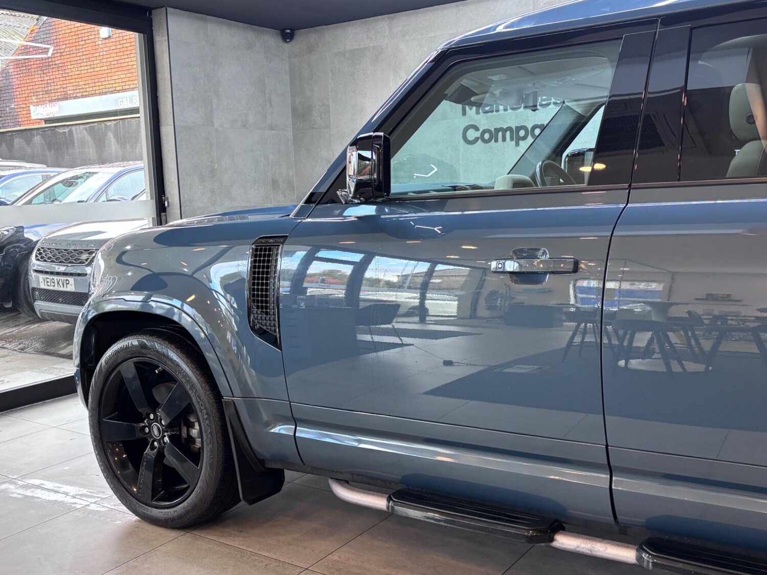 Used Land Rover Defender 110 2021 for sale - 76326571: Photo 64