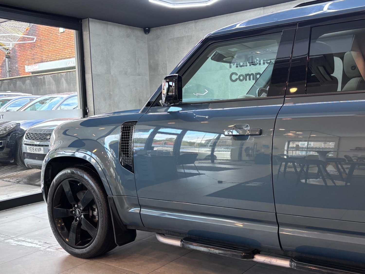 Used Land Rover Defender 110 2021 for sale - 76326571: Photo 74