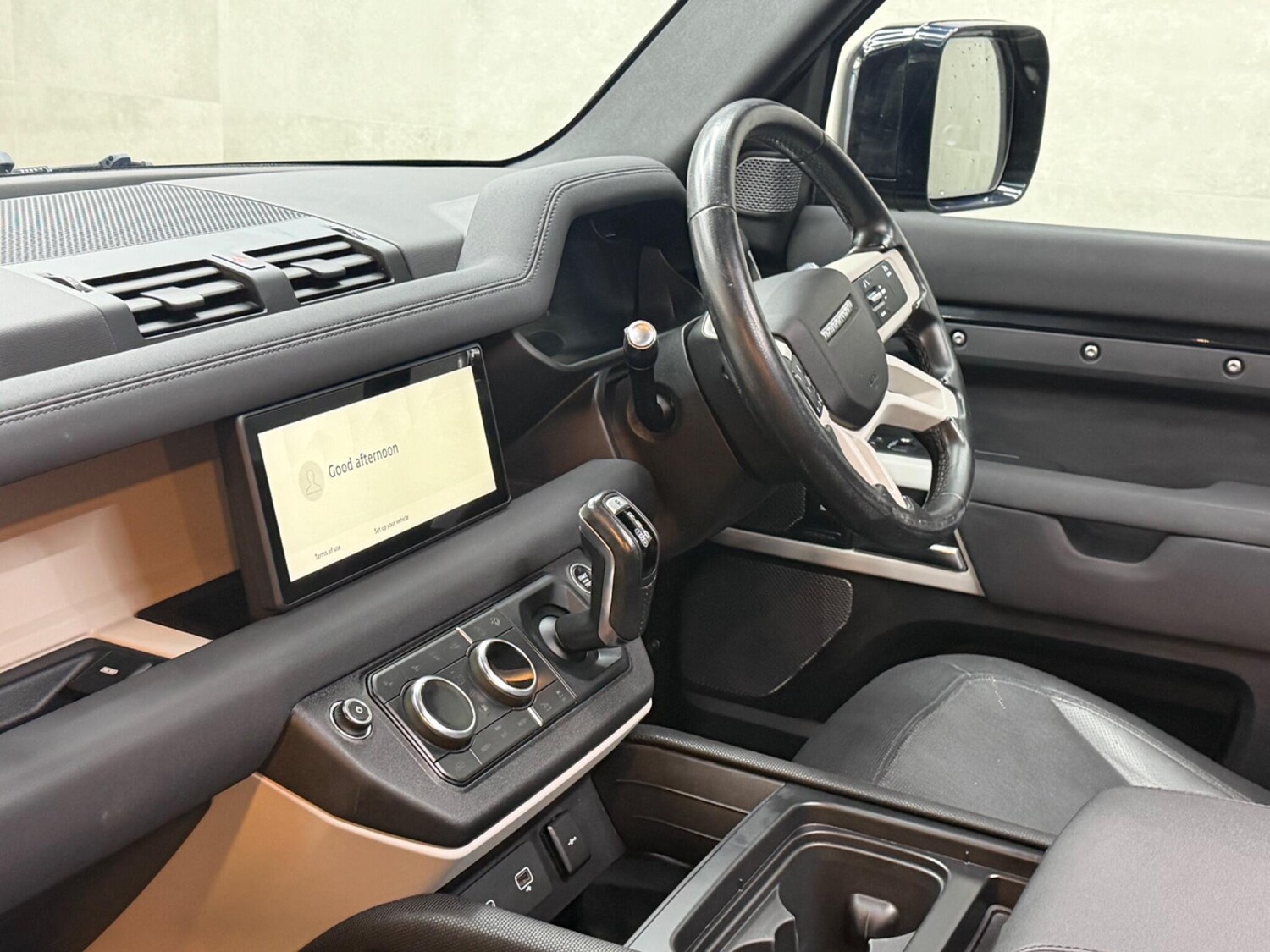 Used Land Rover Defender 2021 for sale - 77574369: Photo 13