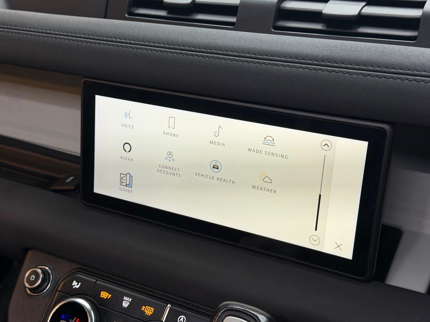 Used Land Rover Defender 2021 for sale - 77574369: Photo 32