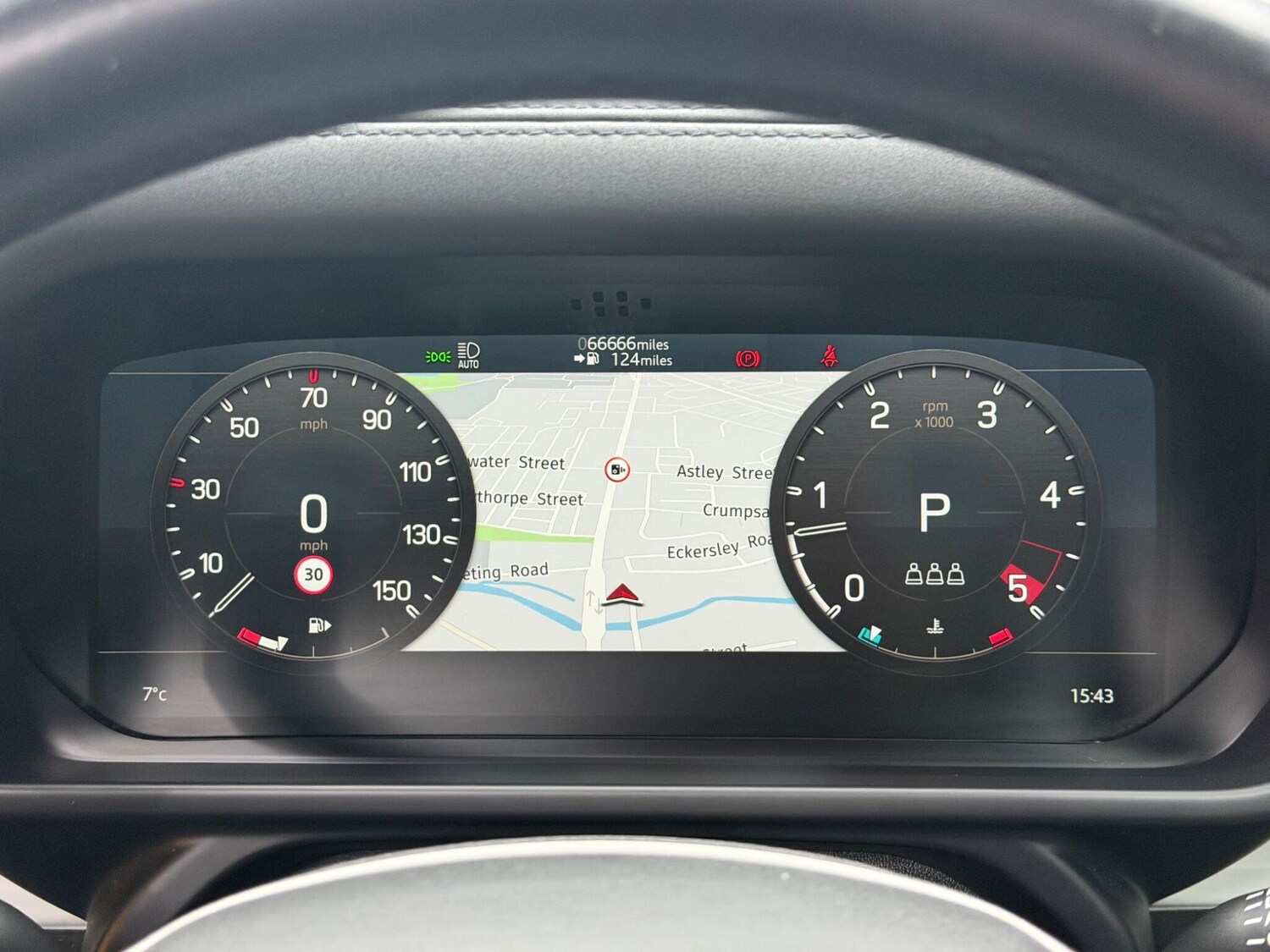 Used Land Rover Defender 2021 for sale - 77574369: Photo 37