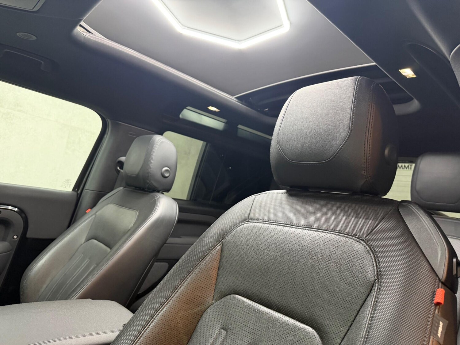 Used Land Rover Defender 2021 for sale - 77574369: Photo 39