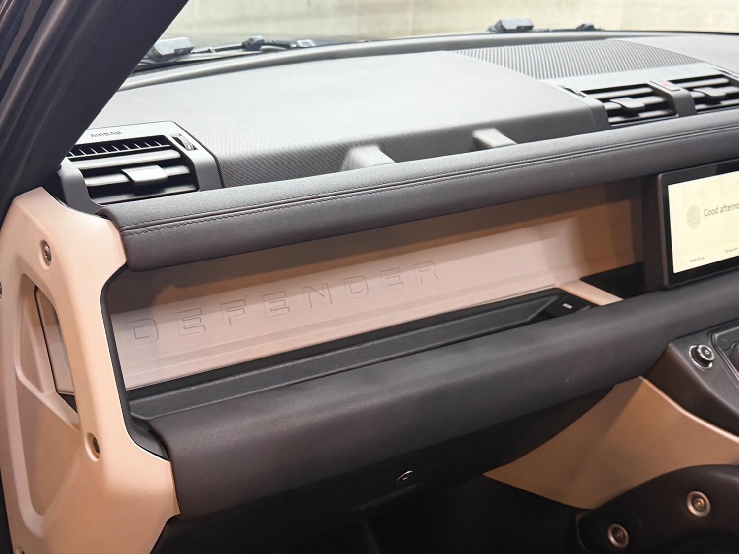 Used Land Rover Defender 2021 for sale - 77574369: Photo 44