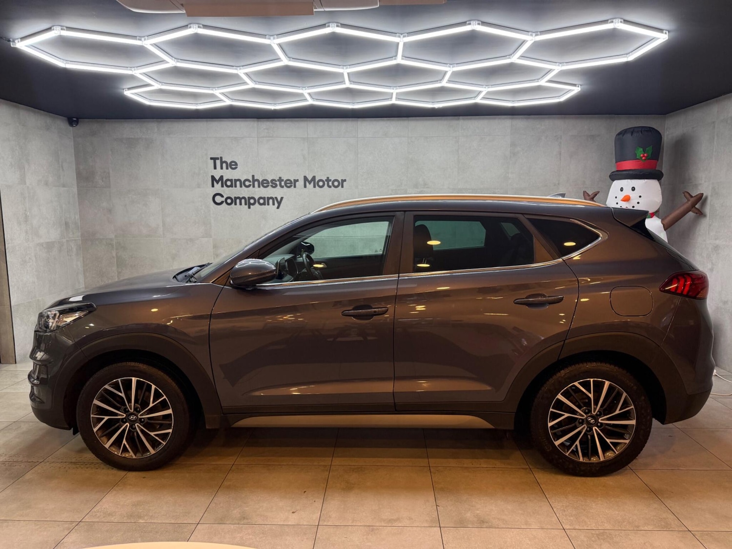Used Hyundai TUCSON 2019 for sale - 76700638: Photo 2