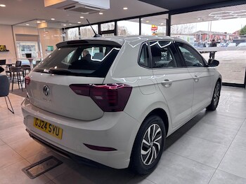 Used Volkswagen Polo 2024 for sale - 77511465: Photo