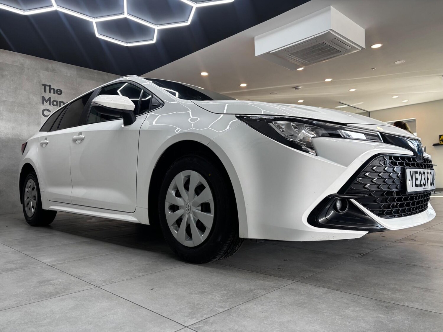 Used Toyota Corolla for sale - 77957765: Photo 2