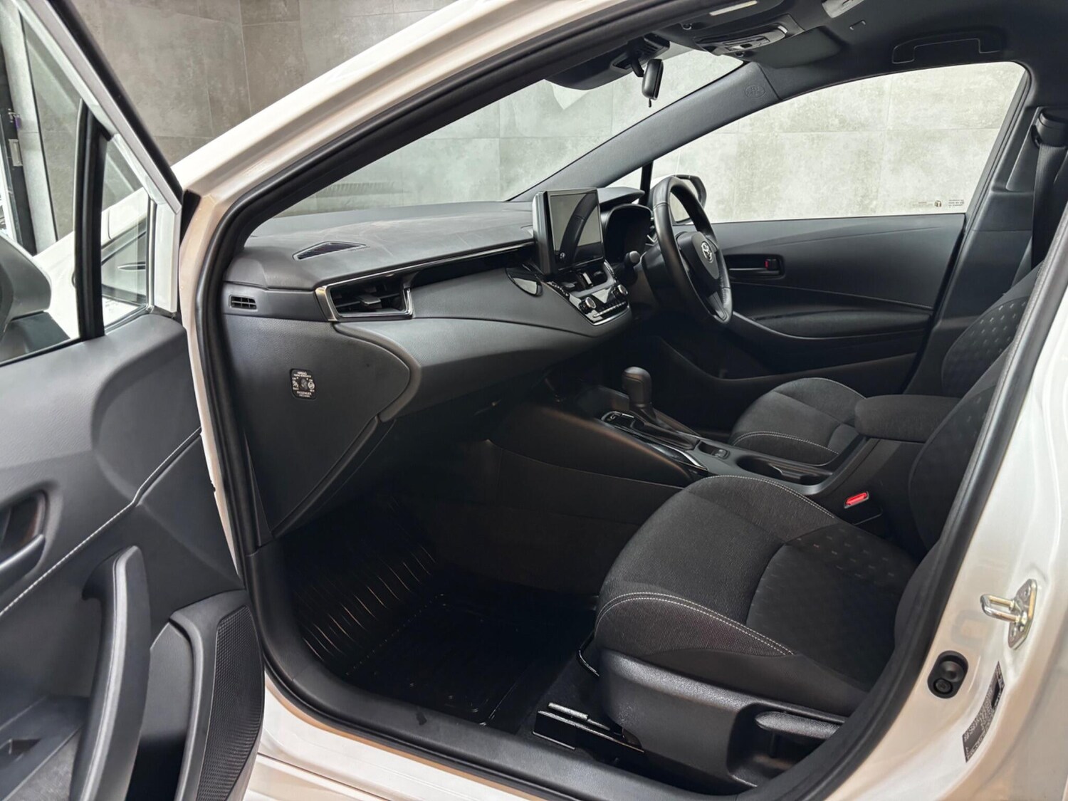 Used Toyota Corolla for sale - 77957765: Photo 30