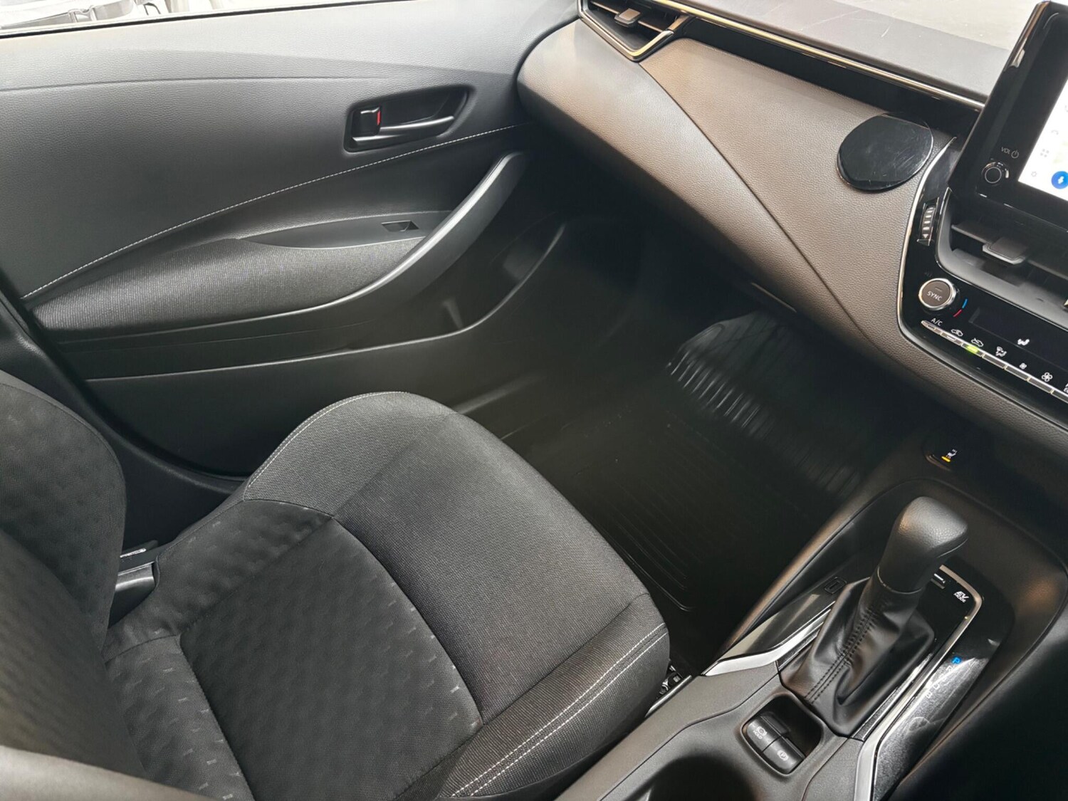 Used Toyota Corolla for sale - 77957765: Photo 34