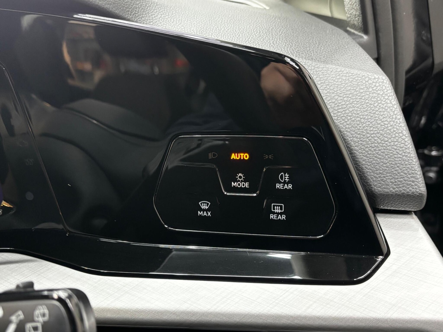 Used Volkswagen Golf 2023 for sale - 78072841: Photo 23