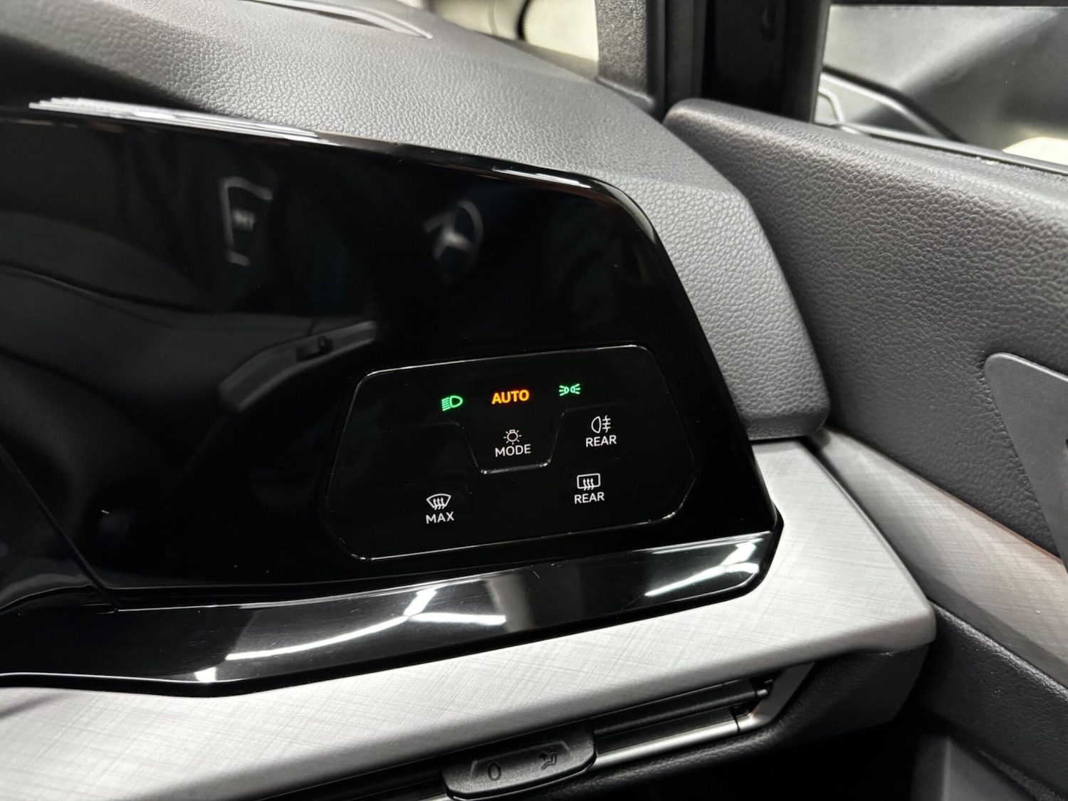 Used Volkswagen Golf 2023 for sale - 78072841: Photo 32