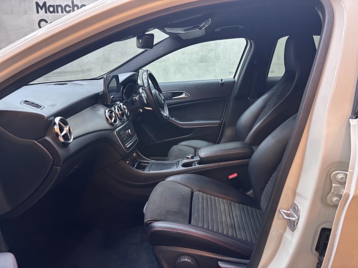 Used Mercedes-Benz GLA 2018 for sale - 77695481: Photo 50