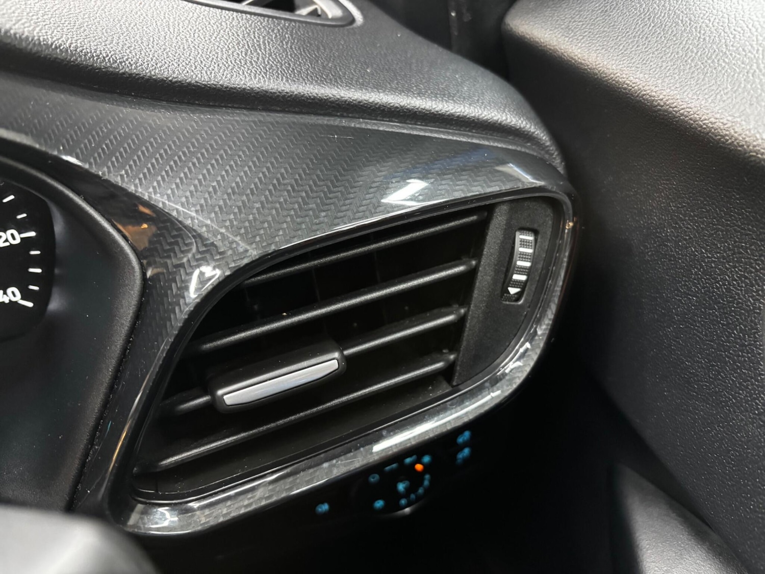 Used Ford Puma 2024 for sale - 78127992: Photo 34