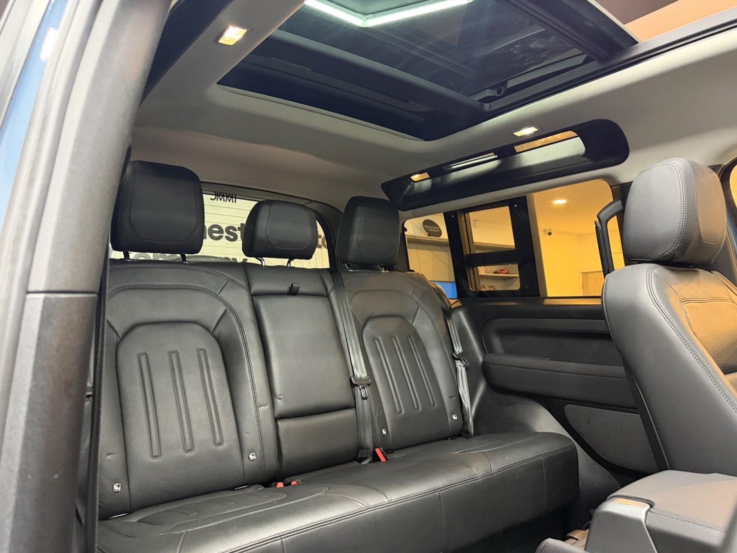 Used Land Rover Defender 90 2021 for sale - 77109813: Photo 15