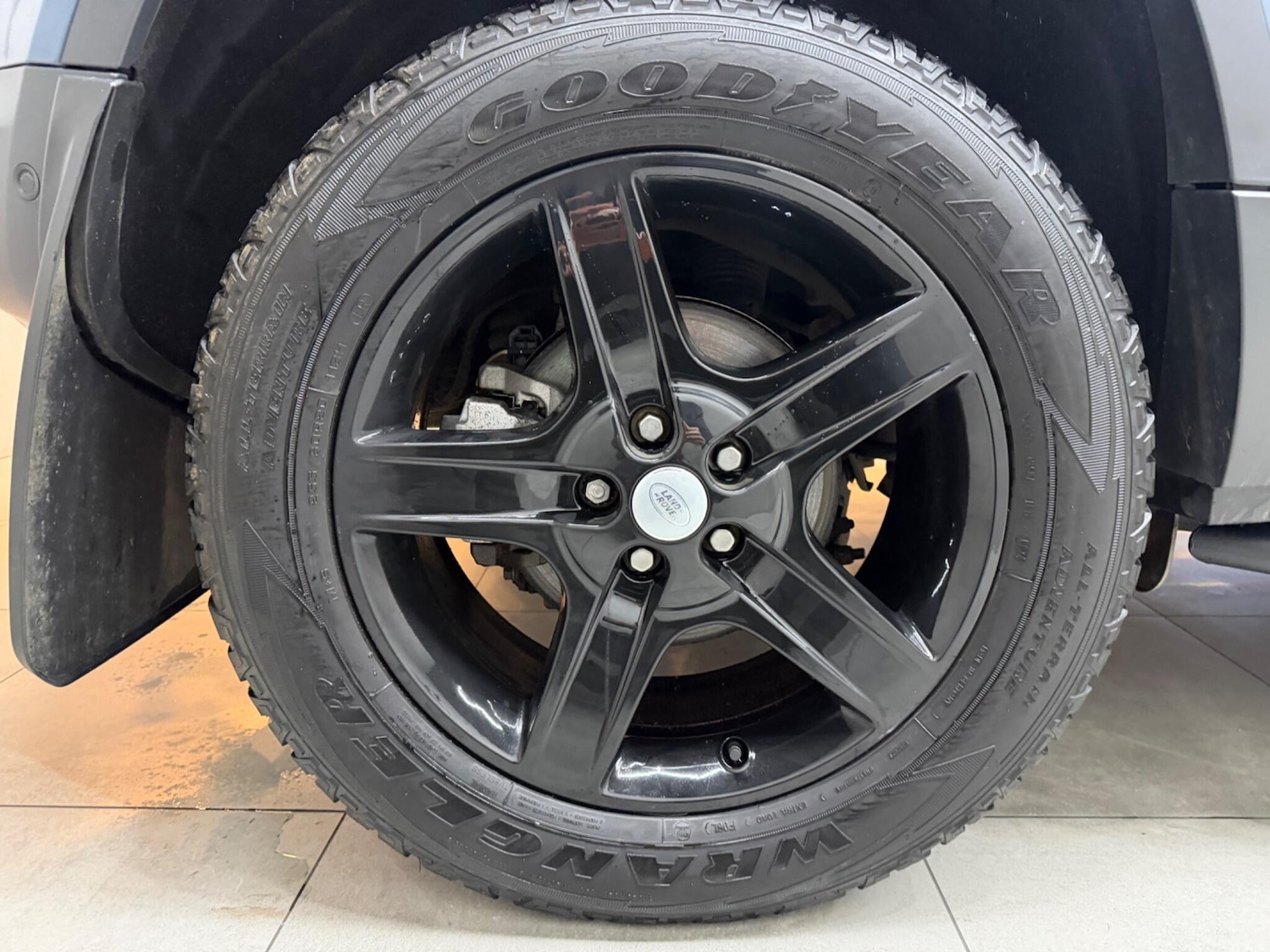 Used Land Rover Defender 90 2021 for sale - 77109813: Photo 23