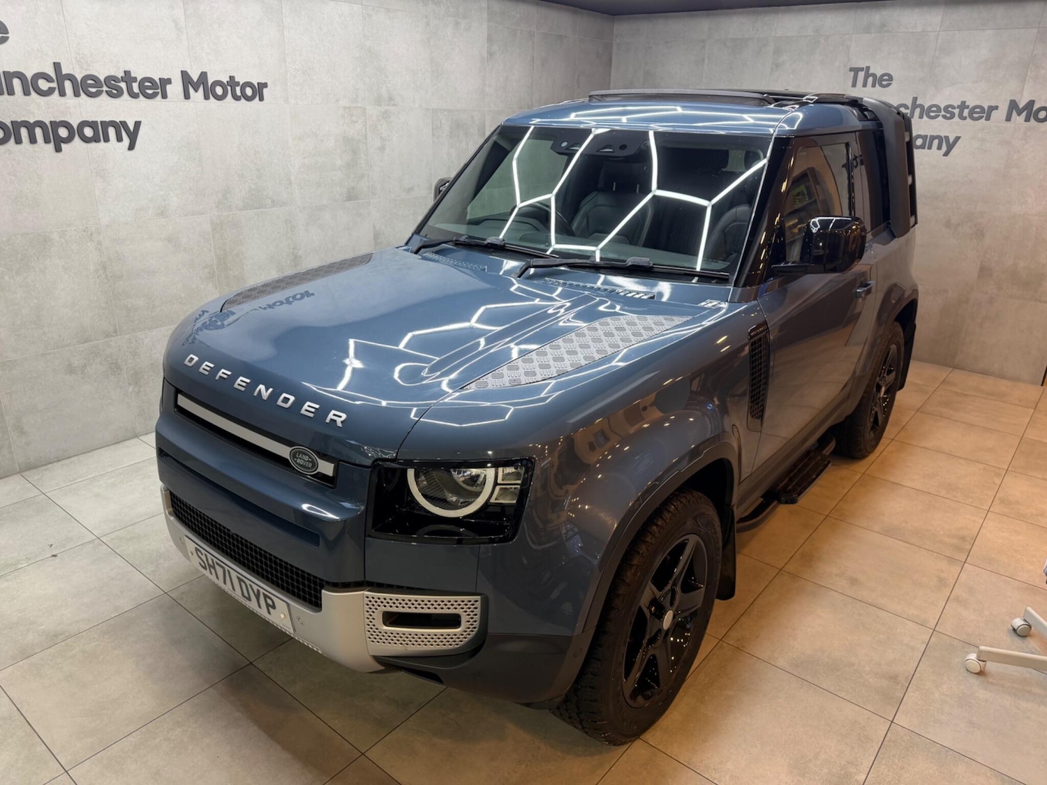 Used Land Rover Defender 90 2021 for sale - 77109813: Photo 7