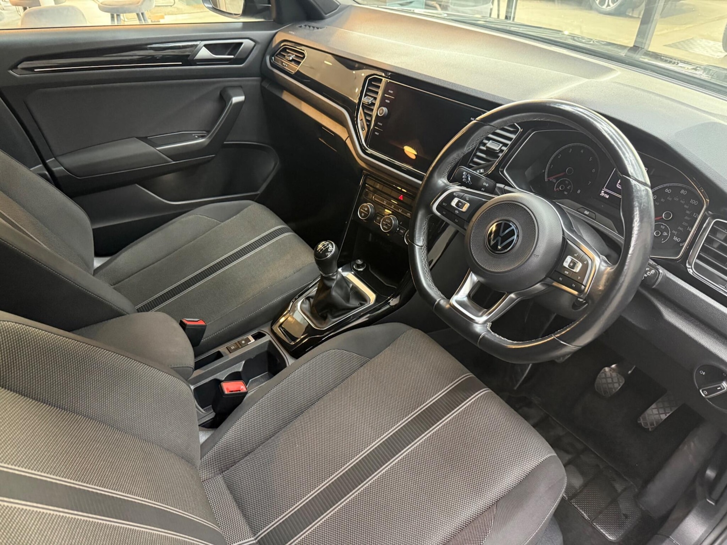 Used Volkswagen T-Roc 2021 for sale - 76307197: Photo 18