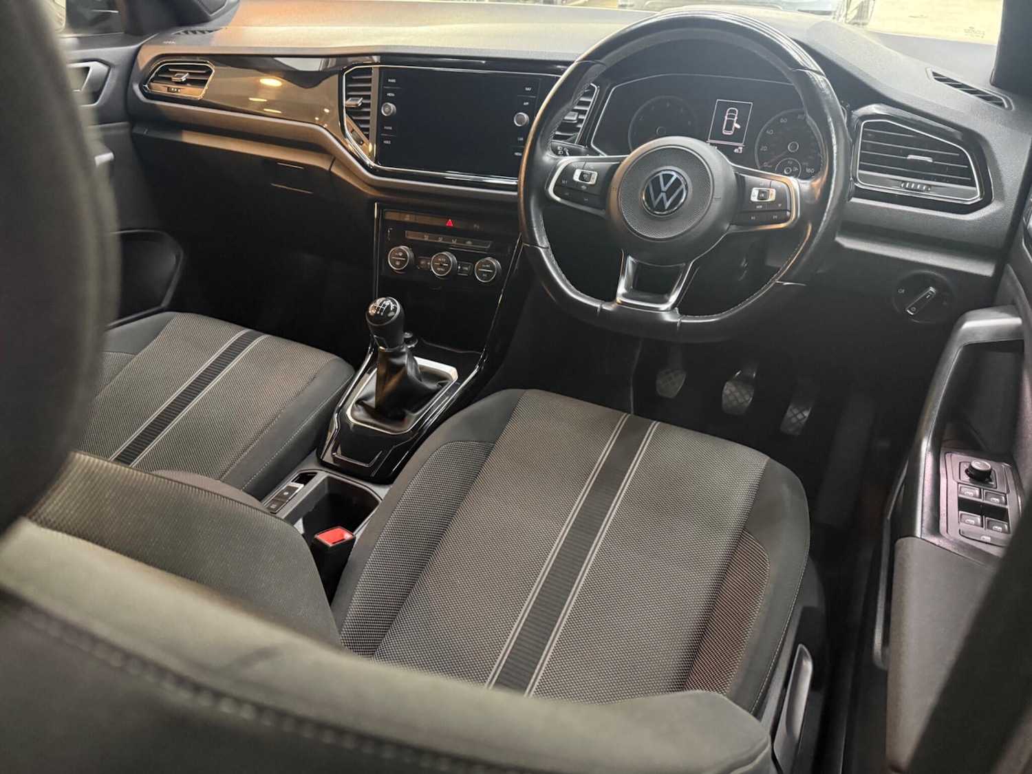 Used Volkswagen T-Roc 2021 for sale - 76307197: Photo 19