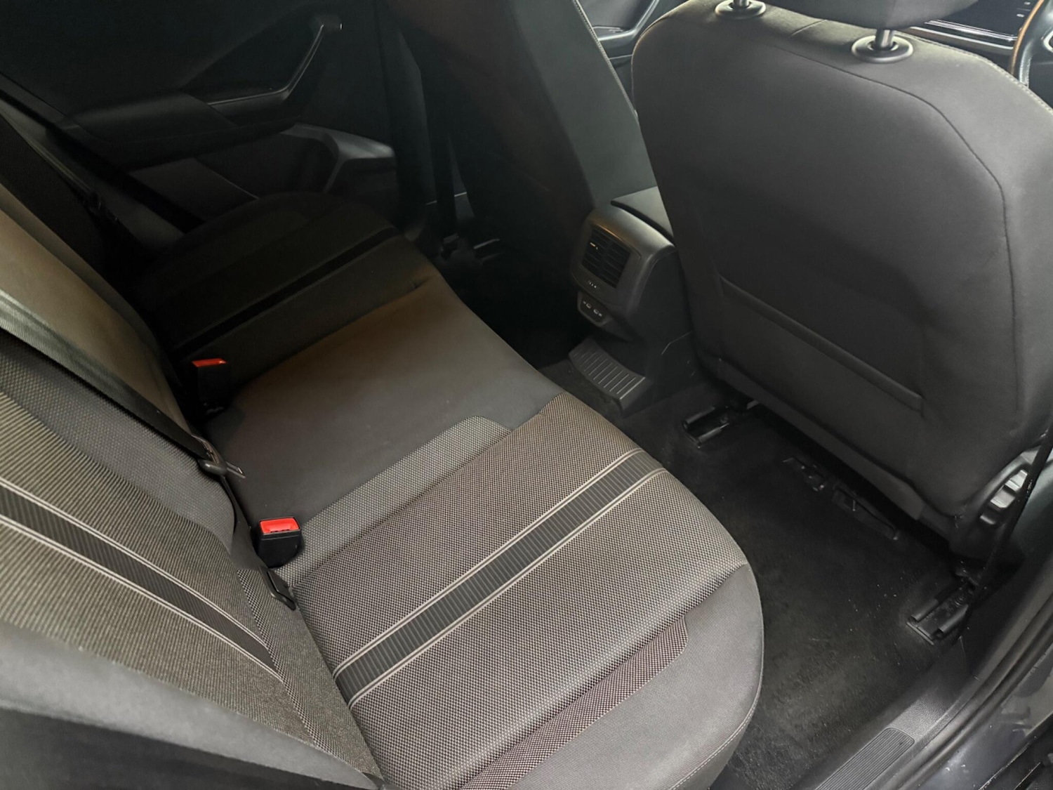 Used Volkswagen T-Roc 2021 for sale - 76307197: Photo 21