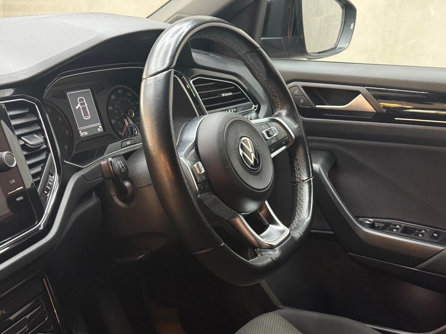 Used Volkswagen T-Roc 2021 for sale - 76307197: Photo 53