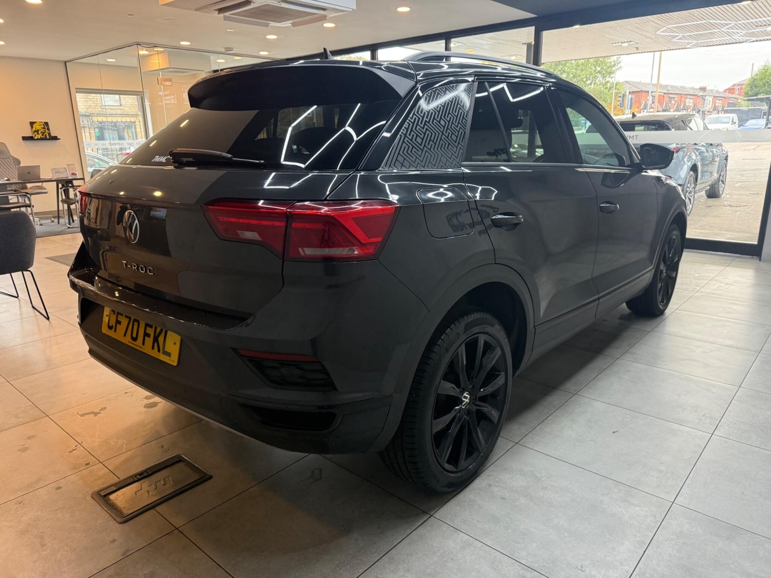 Used Volkswagen T-Roc 2021 for sale - 76307197: Photo 8