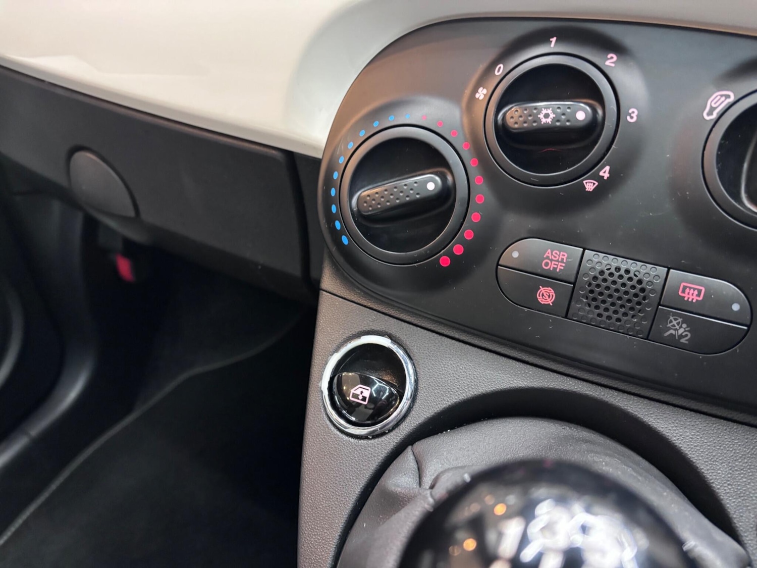 Used Fiat 500 for sale - 77266759: Photo 26