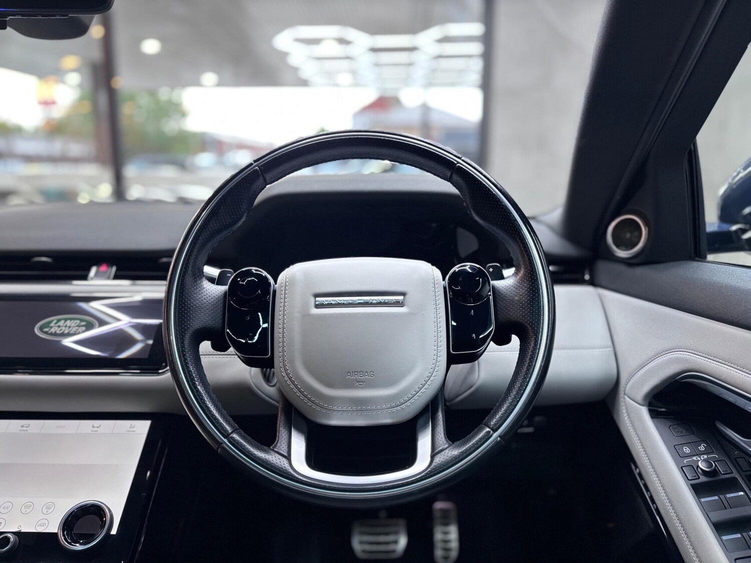 Used Land Rover Range Rover Evoque 2019 for sale - 76337529: Photo 50