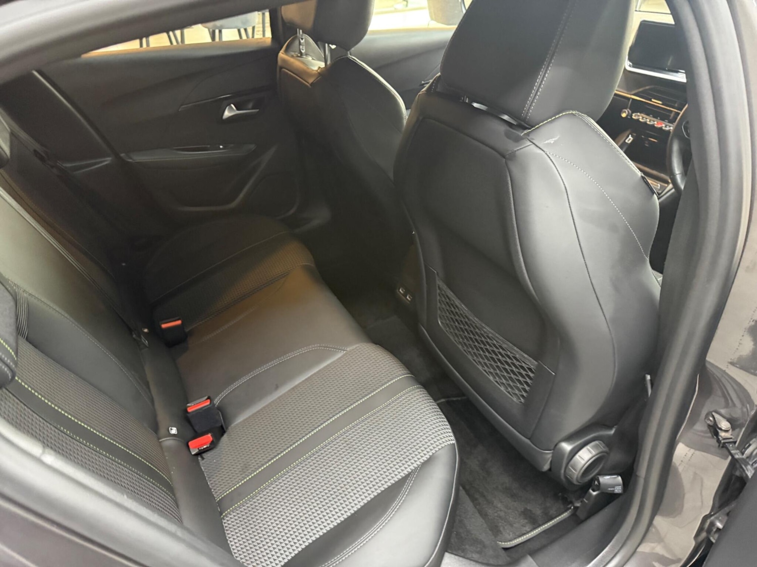 Used Peugeot 208 2023 for sale - 76370089: Photo 16