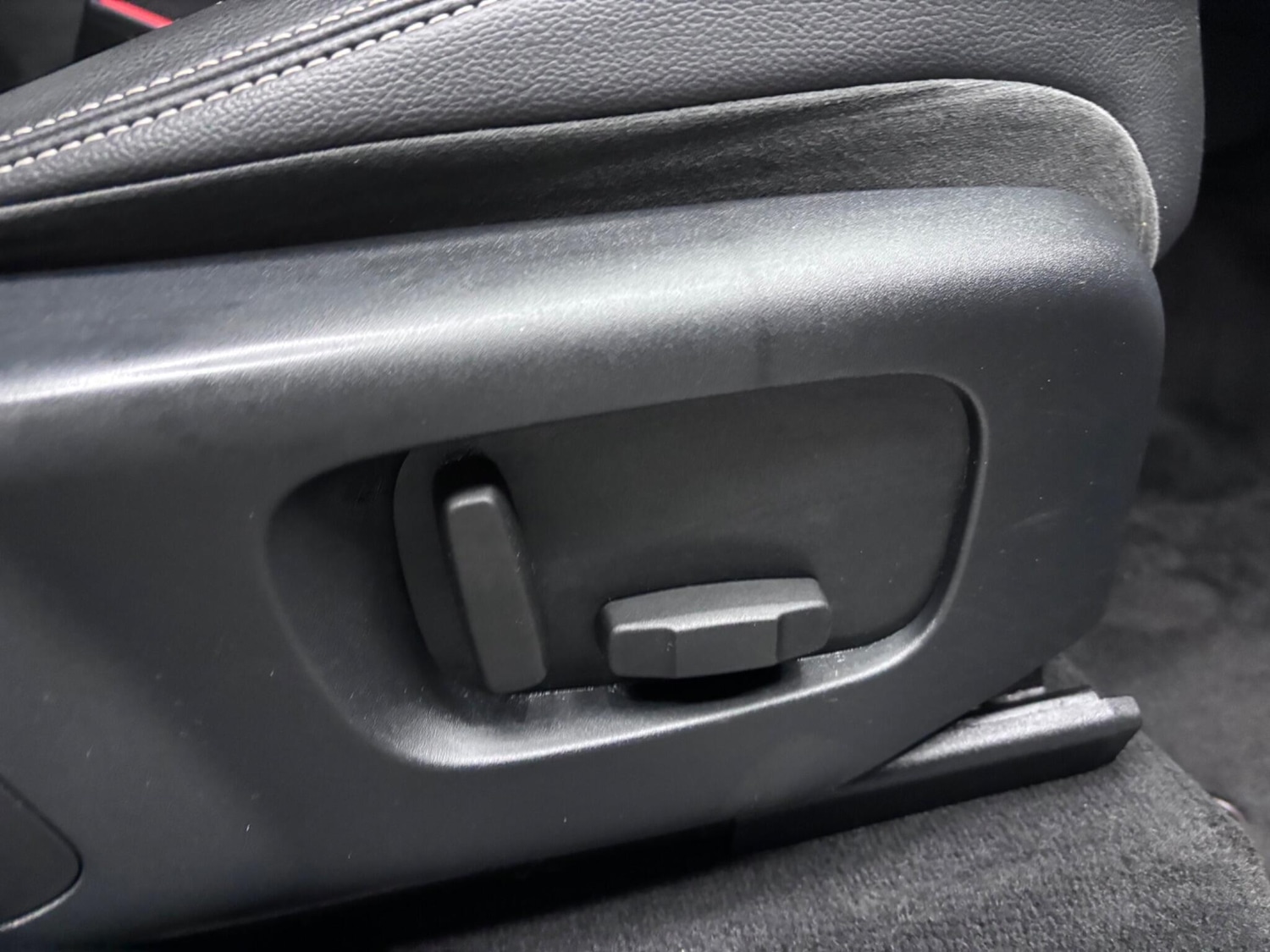 Used Land Rover Range Rover Velar 2018 for sale - 77039714: Photo 33