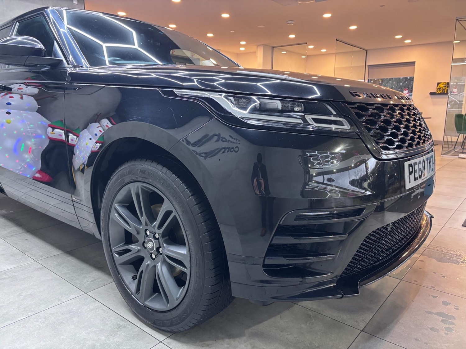 Used Land Rover Range Rover Velar 2018 for sale - 77039714: Photo 5