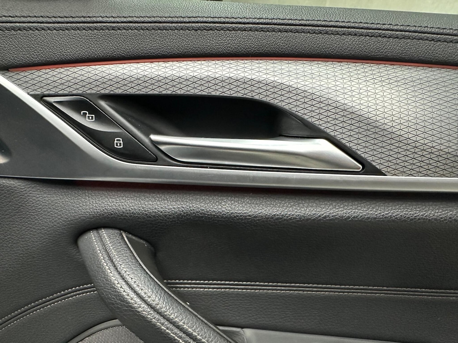 Used BMW 5 Series 2019 for sale - 77794124: Photo 44