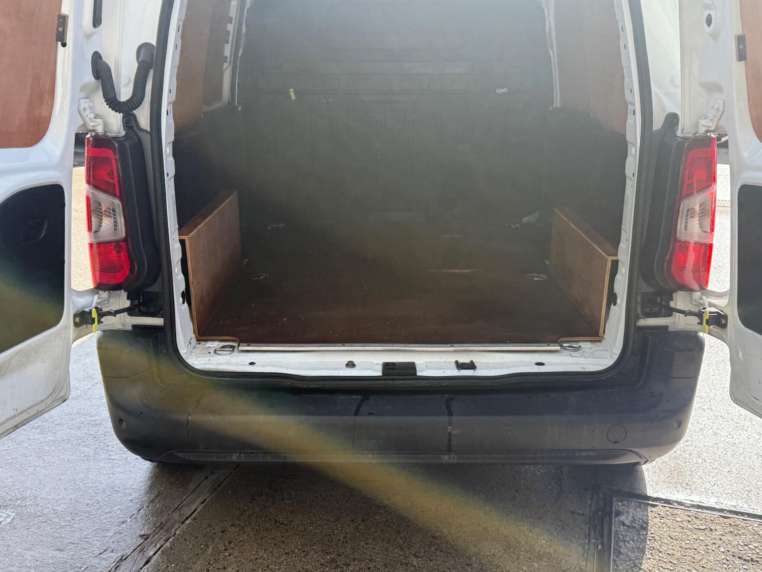 Vehicle 21