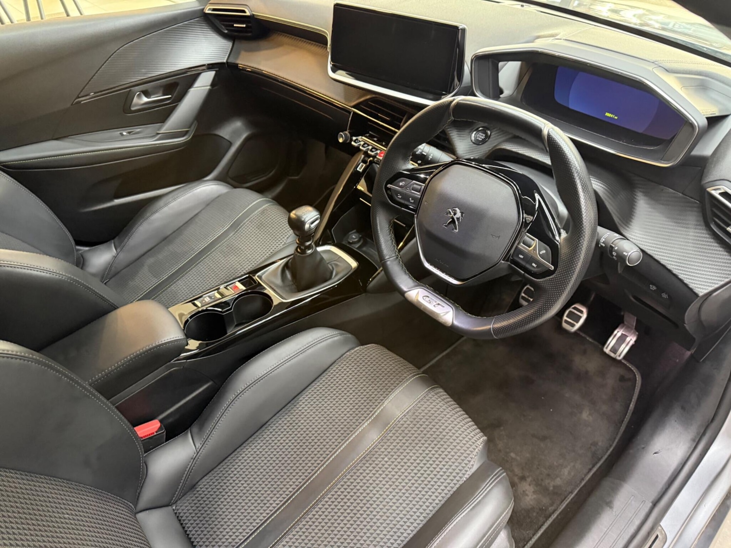 Used Peugeot 208 for sale - 77242851: Photo 18