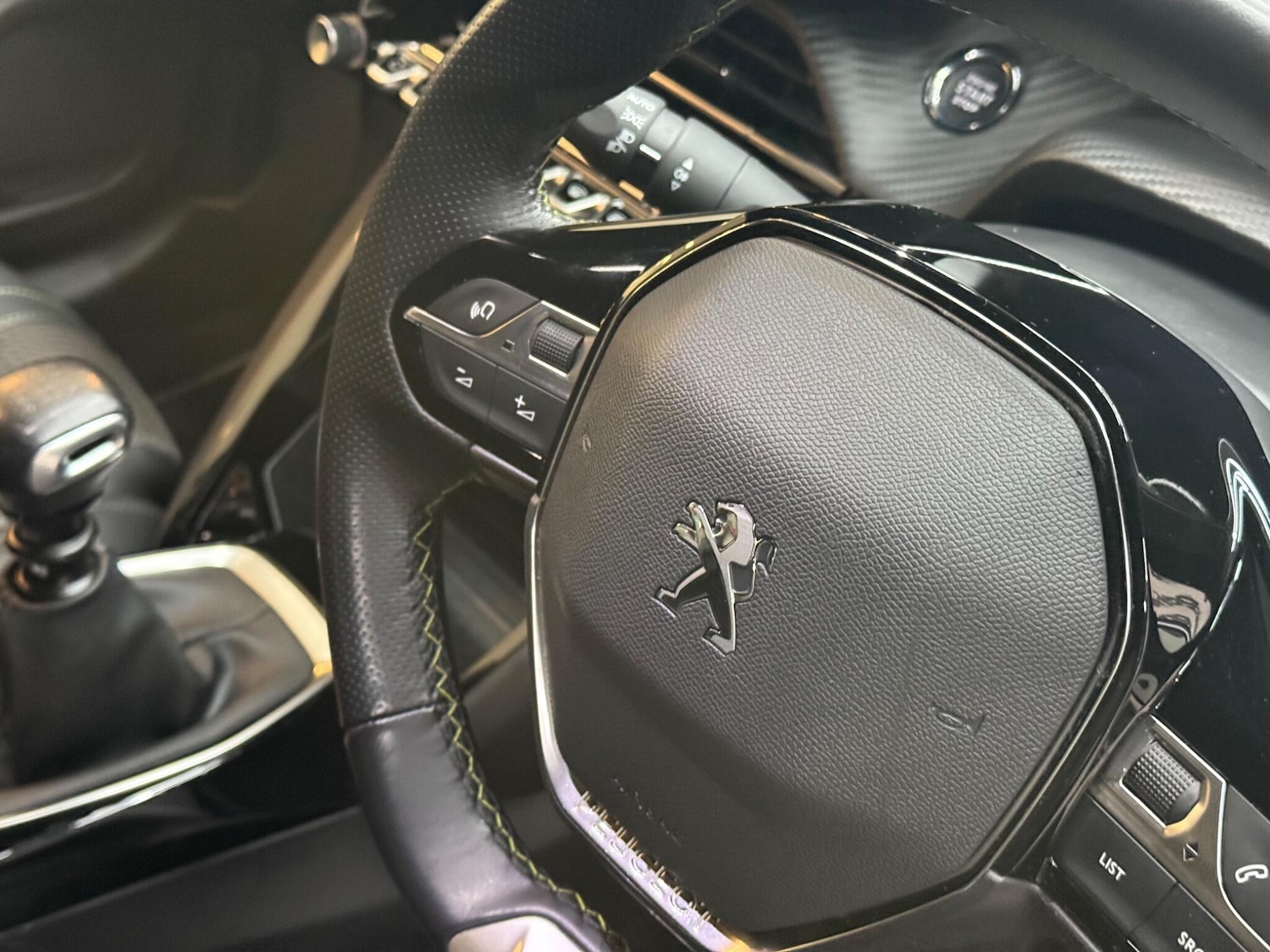 Used Peugeot 208 for sale - 77242851: Photo 36