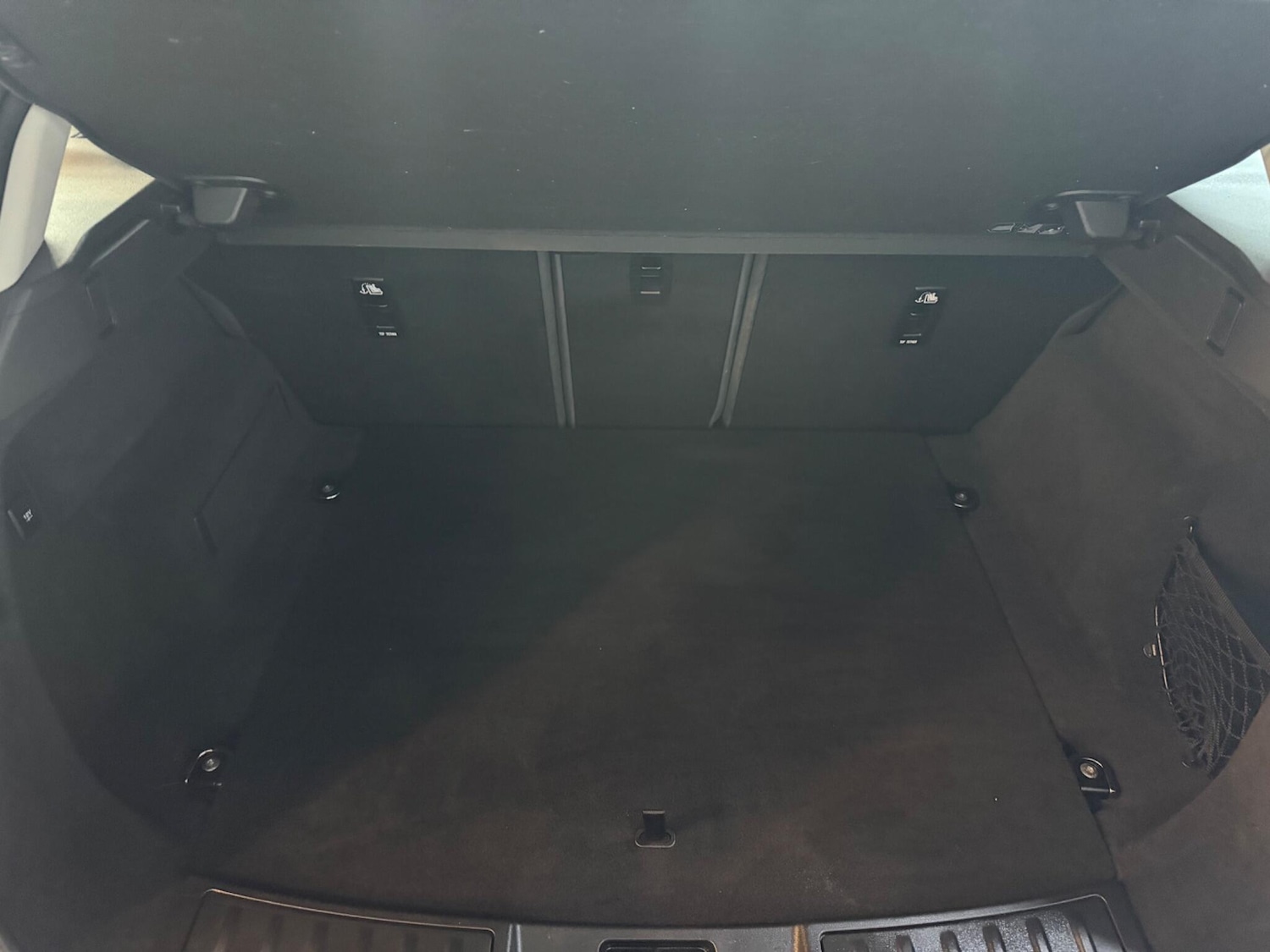 Used Land Rover Range Rover Evoque 2020 for sale - 76381261: Photo 41